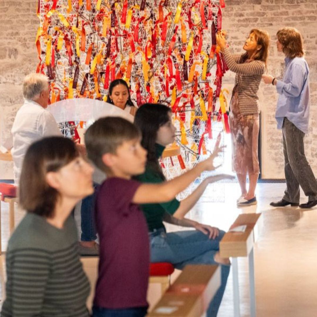 THSN (3) la casa di the human safety net a venezia mostra